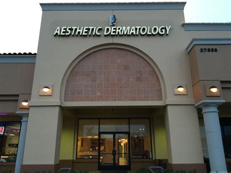 Center city dermatology - Dr. Mathew Muellenhoff; cosmetic dermatology, skin cancer, and general dermatology. Now taking new patients for the Grass Valley, Nevada City, Sierra Foothills. 530-272-2303 SIERRADERM, Center for Dermatology • Northern California